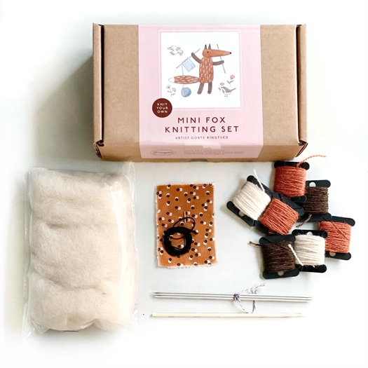 MINI FOX KNITTING SET fra Foxcut Collective